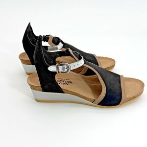 Naot Fiona Wedge Sandals 38 Black Suede Leather Comfort Shoes Womens 7 Brand New